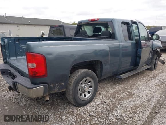 ✅ 2013 Chevrolet Silverado 1500 LS • VIN: 1GCRCREA5DZ272632 • Lot: 43510830. Listed on IAAI with 86,640 mi. Free auction sales archive from the USA and detailed vehicle history report at DreamBid. Image 12.
