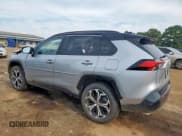 ✅ 2022 Toyota RAV4 XSE • VIN: JTMFB3FV1ND087089 • Лот: 69829795. Опубликован ранее на Copart с пробегом 63 965 миль. Бесплатный доступ к архиву аукционных продаж из США и подробный отчёт об истории автомобиля на DreamBid. Изображение 2.