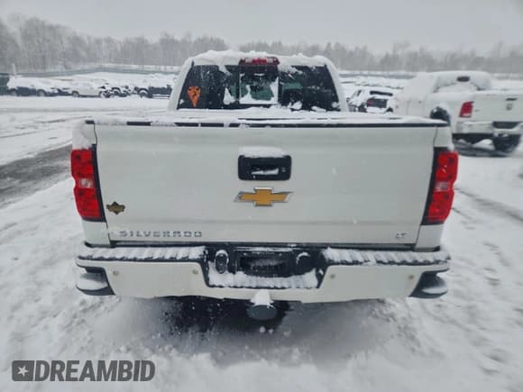 ✅ 2016 Chevrolet Silverado 1500 LT • VIN: 3GCUKREC2GG226968 • Lot: 94394705. Listed on Copart with 165,510 mi. Free auction sales archive from the USA and detailed vehicle history report at DreamBid. Image 6.