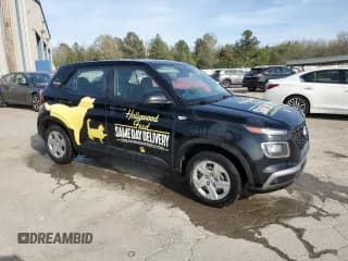 ✅ 2020 Hyundai Venue SE • VIN: KMHRB8A39LU038019 • Lot: 50126315. Wystawiony na Copart z przebiegiem 244 315 mil. Bezpłatny archiwum sprzedaży aukcyjnych z USA i szczegółowy raport historii pojazdu na DreamBid. Zdjęcie 4.