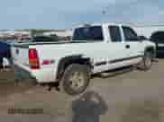 1999 Chevrolet Silverado 1500 LS z VIN 1GCEK19T6XE177409, wystawiony jako IAAI lot #43454625 z przebiegiem 206 574 mil mil oraz . Historia ofert i sprzedaży dostępna na DreamBid. Obrazek 4.
