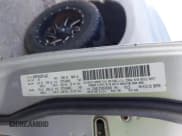 ✅ 2009 Dodge 1500 Laramie • VIN: 1D3HB13TX9S765945 • Lot: 42655560. Wystawiony na IAAI z przebiegiem 311 304 mil. Bezpłatny archiwum sprzedaży aukcyjnych z USA i szczegółowy raport historii pojazdu na DreamBid. Zdjęcie 9.