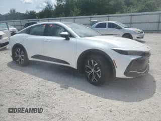 ✅ 2024 Toyota Crown XLE • VIN: JTDAAAAF8R3030658 • Лот: 64510524. Опубликован ранее на Copart с пробегом 3 263 миль. Бесплатный доступ к архиву аукционных продаж из США и подробный отчёт об истории автомобиля на DreamBid. Изображение 4.