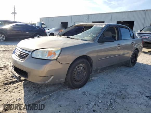 2007 Chevrolet Malibu LS с VIN 1G1ZS57NX7F284477, выставлен на аукционе Copart как лот 69028264 с пробегом 132 309 миль миль и Списание • Salvage title. История ставок и продаж доступна на DreamBid. Изображение 1.