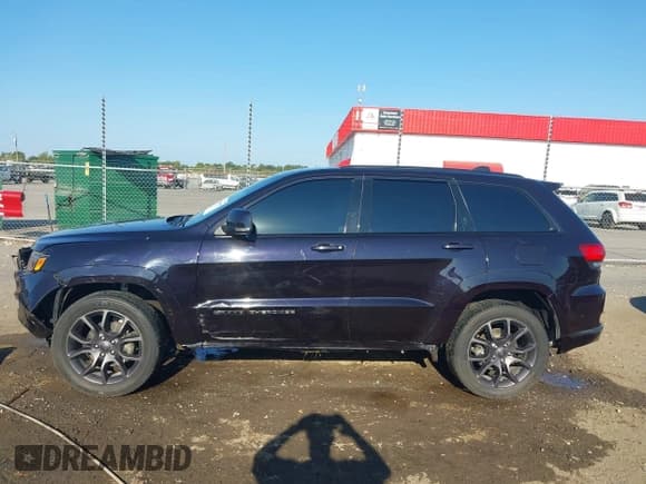 ✅ 2020 Jeep Grand Cherokee Overland • VIN: 1C4RJFCG9LC247987 • Lot: 43050959. Listed on IAAI with 79,444 mi. Free auction sales archive from the USA and detailed vehicle history report at DreamBid. Image 13.