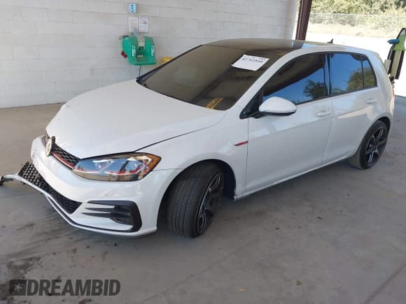 ✅ 2020 Volkswagen Golf GTI S • VIN: 3VW5T7AU1LM014723 • Лот: 42761810. Опубликован ранее на IAAI с пробегом 33 507 миль. Бесплатный доступ к архиву аукционных продаж из США и подробный отчёт об истории автомобиля на DreamBid. Изображение 2.
