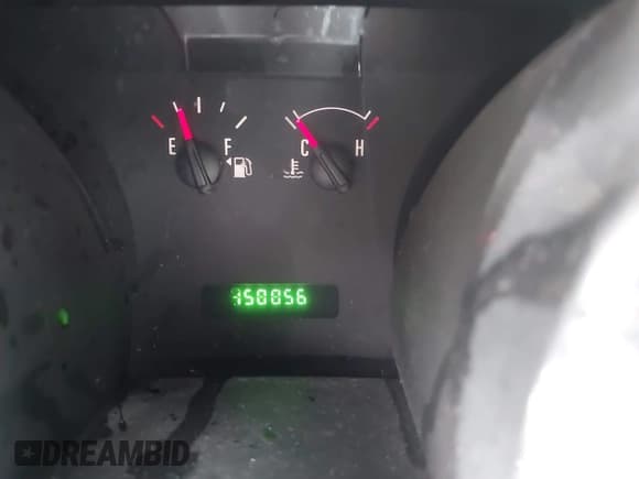 ✅ 2007 Ford Mustang GT Deluxe • VIN: 1ZVFT82HX75304787 • Lot: 42329463. Wystawiony na IAAI z przebiegiem 150 056 mil. Bezpłatny archiwum sprzedaży aukcyjnych z USA i szczegółowy raport historii pojazdu na DreamBid. Zdjęcie 16.