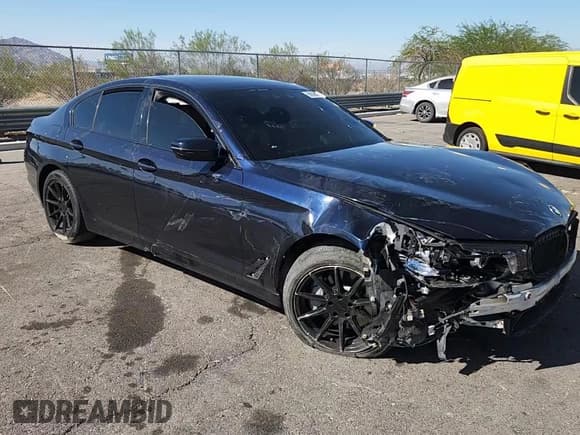 ✅ 2019 BMW 5 Series 530i • VIN: WBAJA5C50KWW14419 • Лот: 60823925. Опубликован ранее на Copart с пробегом 81 149 миль. Бесплатный доступ к архиву аукционных продаж из США и подробный отчёт об истории автомобиля на DreamBid. Изображение 13.