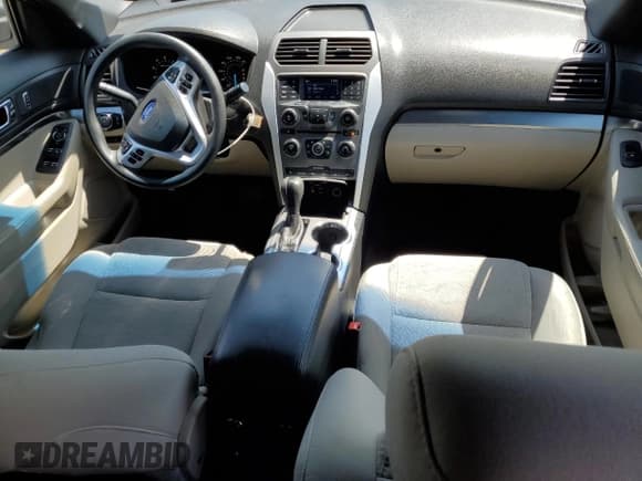 ✅ 2015 Ford Explorer • VIN: 1FM5K8B8XFGA68951 • Lot: 55873585. Wystawiony na Copart z przebiegiem 117 892 mil. Bezpłatny archiwum sprzedaży aukcyjnych z USA i szczegółowy raport historii pojazdu na DreamBid. Zdjęcie 8.