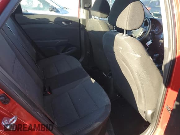 ✅ 2019 Hyundai Accent SE • VIN: 3KPC24A38KE084957 • Лот: 44552385. Опубликован ранее на Copart с пробегом 82 200 миль. Бесплатный доступ к архиву аукционных продаж из США и подробный отчёт об истории автомобиля на DreamBid. Изображение 10.