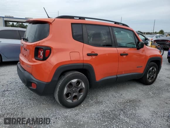 ✅ 2017 Jeep Renegade Sport • VIN: ZACCJAAB7HPF30939 • Lot: 91712115. Wystawiony na Copart z przebiegiem 114 321 mil. Bezpłatny archiwum sprzedaży aukcyjnych z USA i szczegółowy raport historii pojazdu na DreamBid. Zdjęcie 3.
