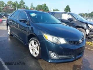 2012 Toyota Camry LE с VIN 4T1BF1FK3CU118235, выставлен на аукционе IAAI как лот 43015541 с пробегом 263 480 миль миль и . История ставок и продаж доступна на DreamBid. Изображение 1.