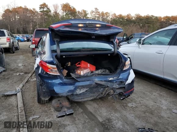✅ 2017 Hyundai Sonata Sport • VIN: 5NPE34AB1HH565862 • Lot: 36424803. Listed on Copart with 115,608 mi. Free auction sales archive from the USA and detailed vehicle history report at DreamBid. Image 6.