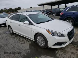✅ 2016 Hyundai Sonata SE • VIN: KMHE24L17GA011637 • Лот: 73576332. Опубликован ранее на Copart с пробегом 170 747 миль. Бесплатный доступ к архиву аукционных продаж из США и подробный отчёт об истории автомобиля на DreamBid. Изображение 4.