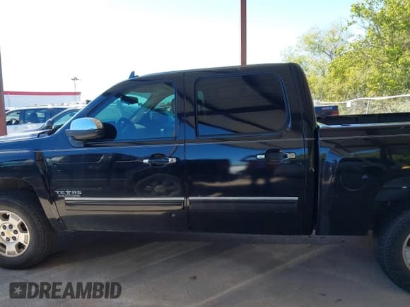 ✅ 2007 Chevrolet Silverado 1500 1LT • VIN: 2GCEC13C071714511 • Lot: 43501272. Listed on IAAI with 186,483 mi. Free auction sales archive from the USA and detailed vehicle history report at DreamBid. Image 14.