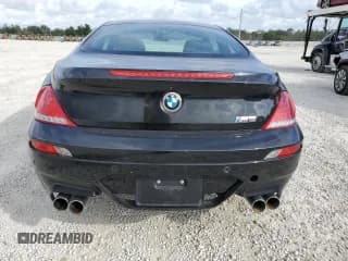 ✅ 2010 BMW M6 • VIN: WBSEH9C53ACY25369 • Lot: 35884113. Wystawiony na Copart z przebiegiem 45 052 mil. Bezpłatny archiwum sprzedaży aukcyjnych z USA i szczegółowy raport historii pojazdu na DreamBid. Zdjęcie 6.