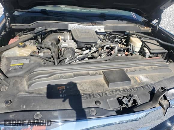 2016 Chevrolet Silverado 3500HD High Country с VIN 1GC4K1E80GF259188, выставлен на аукционе Copart как лот 57331915 с пробегом 151 974 миль миль и Списание • Salvage title. История ставок и продаж доступна на DreamBid. Изображение 7.