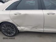 ✅ 2016 Lincoln MKZ Hybrid • VIN: 3LN6L2LU3GR630905 • Лот: 42761905. Опубликован ранее на IAAI с пробегом 105 656 миль. Бесплатный доступ к архиву аукционных продаж из США и подробный отчёт об истории автомобиля на DreamBid. Изображение 6.