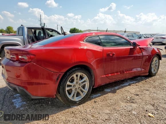 ✅ 2021 Chevrolet Camaro 1LS • VIN: 1G1FB1RX0M0140395 • Лот: 92122265. Опубликован ранее на Copart с пробегом 106 345 миль. Бесплатный доступ к архиву аукционных продаж из США и подробный отчёт об истории автомобиля на DreamBid. Изображение 5.