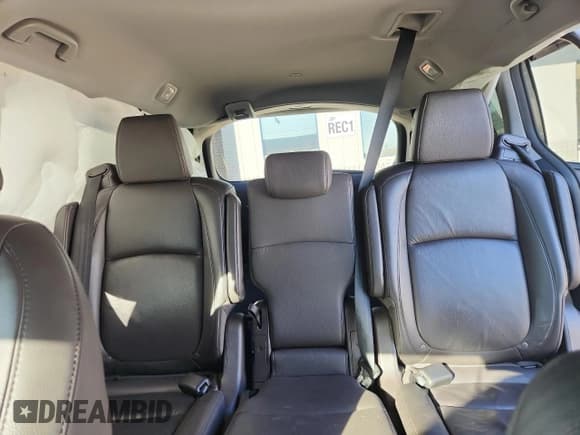 ✅ 2020 Honda Odyssey Elite • VIN: 5FNRL6H95LB030329 • Lot: 85602075. Listed on Copart with 62,228 mi. Free auction sales archive from the USA and detailed vehicle history report at DreamBid. Image 10.
