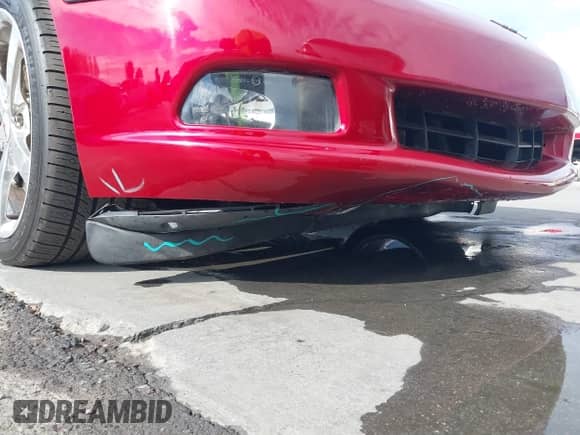 2008 Chevrolet Corvette z VIN 1G1YY26W785113535, wystawiony jako IAAI lot #43320843 z przebiegiem 61 741 mil mil oraz . Historia ofert i sprzedaży dostępna na DreamBid. Obrazek 17.