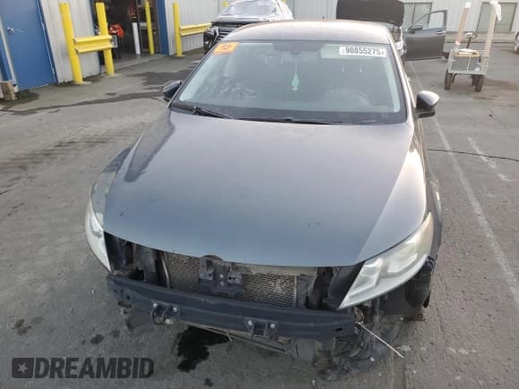 ✅ 2013 Volkswagen CC R-Line • VIN: WVWBP7AN4DE547336 • Lot: 90855275. Listed on Copart with 88,165 mi. Free auction sales archive from the USA and detailed vehicle history report at DreamBid. Image 5.