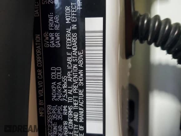 ✅ 2014 Volvo XC60 R-Design Premier Plus • VIN: YV4902DZ3E2551799 • Lot: 67396745. Listed on Copart with 135,528 mi. Free auction sales archive from the USA and detailed vehicle history report at DreamBid. Image 13.