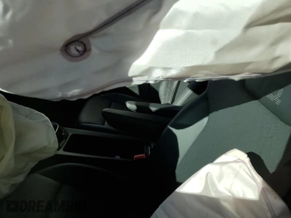 ✅ 2022 Volkswagen ID.4 Pro S • VIN: WVGKMPE26NP066417 • Лот: 39971983. Опубликован ранее на Copart с пробегом Не указан. Бесплатный доступ к архиву аукционных продаж из США и подробный отчёт об истории автомобиля на DreamBid. Изображение 10.