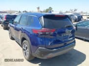 ✅ 2023 Nissan Rogue SV • VIN: 5N1BT3BB6PC945412 • Lot: 42872013. Wystawiony na IAAI z przebiegiem 44 999 mil. Bezpłatny archiwum sprzedaży aukcyjnych z USA i szczegółowy raport historii pojazdu na DreamBid. Zdjęcie 3.