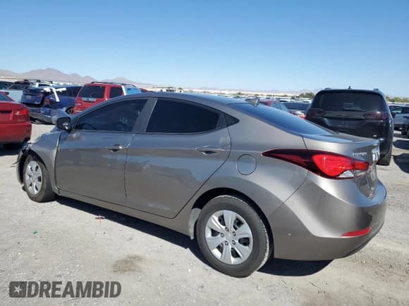 ✅ 2016 Hyundai Elantra SE • VIN: 5NPDH4AE5GH749403 • Lot: 82169215. Listed on Copart with 89,854 mi. Free auction sales archive from the USA and detailed vehicle history report at DreamBid. Image 2.