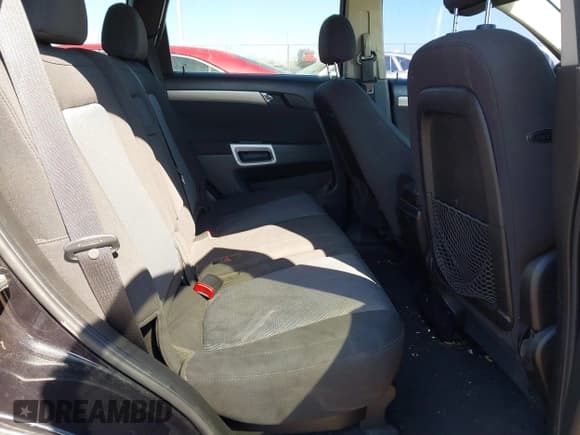 ✅ 2012 Chevrolet Captiva Sport LS • VIN: 3GNAL2EK5CS554415 • Lot: 41764028. Wystawiony na IAAI z przebiegiem 179 527 mil. Bezpłatny archiwum sprzedaży aukcyjnych z USA i szczegółowy raport historii pojazdu na DreamBid. Zdjęcie 8.