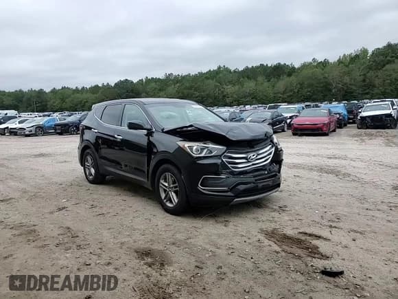 ✅ 2018 Hyundai Santa Fe 2.4L • VIN: 5XYZT3LB4JG569961 • Lot: 84625555. Listed on Copart with 131,480 mi. Free auction sales archive from the USA and detailed vehicle history report at DreamBid. Image 14.