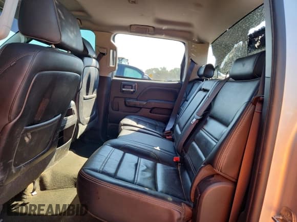 ✅ 2015 GMC Sierra 2500HD Denali • VIN: 1GT120E88FF180329 • Lot: 83990135. Wystawiony na Copart z przebiegiem 164 954 mil. Bezpłatny archiwum sprzedaży aukcyjnych z USA i szczegółowy raport historii pojazdu na DreamBid. Zdjęcie 10.