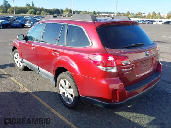 ✅ 2011 Subaru Outback Premium • VIN: 4S4BRBFC6B3349253 • Lot: 43304086. Listed on IAAI with 138,420 mi. Free auction sales archive from the USA and detailed vehicle history report at DreamBid. Image 3.