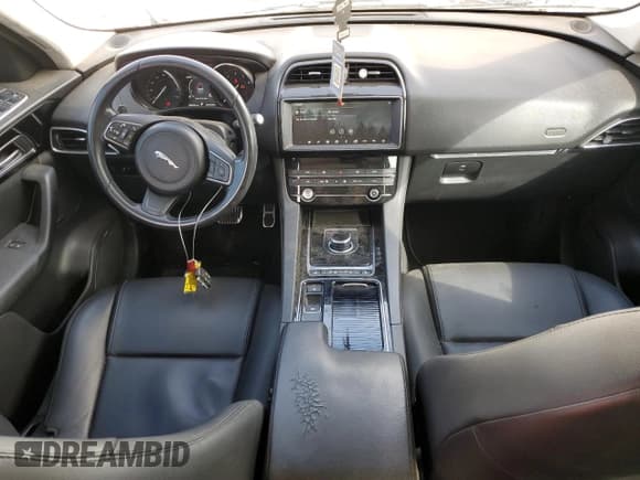 ✅ 2019 Jaguar F-Pace 25t • VIN: SADCS2FX0KA602311 • Лот: 86188945. Опубликован ранее на Copart с пробегом 90 670 миль. Бесплатный доступ к архиву аукционных продаж из США и подробный отчёт об истории автомобиля на DreamBid. Изображение 8.