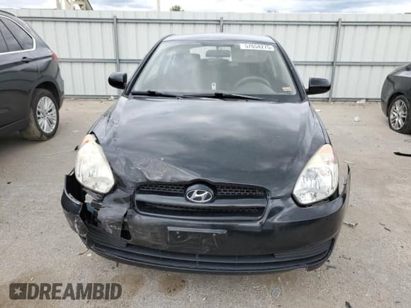 ✅ 2010 Hyundai Accent GS • VIN: KMHCM3AC2AU162956 • Лот: 57654275. Опубликован ранее на Copart с пробегом 152 128 миль. Бесплатный доступ к архиву аукционных продаж из США и подробный отчёт об истории автомобиля на DreamBid. Изображение 5.