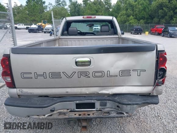 ✅ 2005 Chevrolet Silverado 1500 Work Truck • VIN: 1GCEC14XX5Z302747 • Lot: 43011101. Listed on IAAI with 316,423 mi. Free auction sales archive from the USA and detailed vehicle history report at DreamBid. Image 16.
