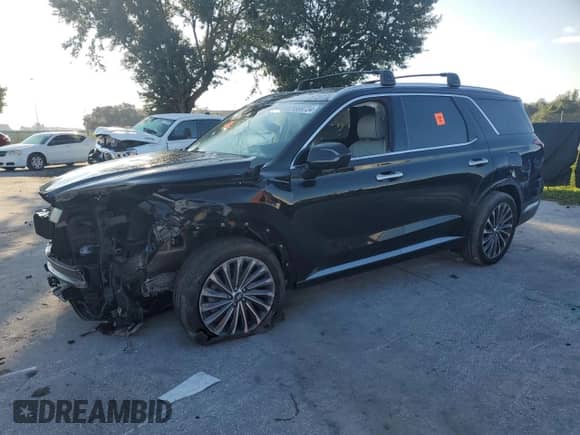 2023 Hyundai Palisade Calligraphy z VIN KM8R74GE8PU499172, wystawiony jako Copart lot #71889724 z przebiegiem 41 369 mil mil oraz Nie do naprawy • Non repairable. Historia ofert i sprzedaży dostępna na DreamBid. Obrazek 1.