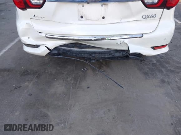 ✅ 2020 Infiniti QX60 Luxe • VIN: 5N1DL0MN5LC546838 • Lot: 43453402. Listed on IAAI with 50,526 mi. Free auction sales archive from the USA and detailed vehicle history report at DreamBid. Image 6.