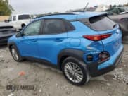 ✅ 2018 Hyundai Kona SEL • VIN: KM8K22AA3JU080017 • Лот: 71088584. Опубликован ранее на Copart с пробегом 27 081 миль. Бесплатный доступ к архиву аукционных продаж из США и подробный отчёт об истории автомобиля на DreamBid. Изображение 2.