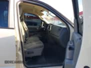 ✅ 2008 Dodge 1500 ST • VIN: 1D7HU18288J165213 • Lot: 43489605. Wystawiony na IAAI z przebiegiem 276 496 mil. Bezpłatny archiwum sprzedaży aukcyjnych z USA i szczegółowy raport historii pojazdu na DreamBid. Zdjęcie 5.