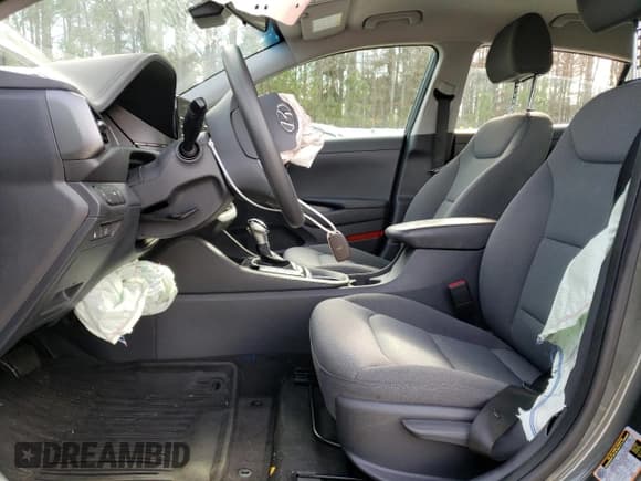 ✅ 2022 Hyundai Ioniq Blue • VIN: KMHC65LC8NU274394 • Lot: 87594535. Wystawiony na Copart z przebiegiem 38 918 mil. Bezpłatny archiwum sprzedaży aukcyjnych z USA i szczegółowy raport historii pojazdu na DreamBid. Zdjęcie 7.