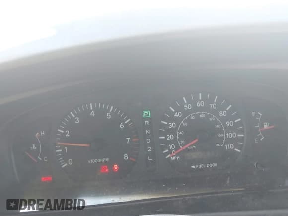 ✅ 2000 Toyota Sienna LE • VIN: 4T3ZF13CXYU190625 • Lot: 43615804. Listed on IAAI with 175,330 mi. Free auction sales archive from the USA and detailed vehicle history report at DreamBid. Image 7.