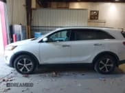 ✅ 2017 Kia Sorento EX • VIN: 5XYPHDA55HG305430 • Lot: 43434371. Wystawiony na IAAI z przebiegiem 133 923 mil. Bezpłatny archiwum sprzedaży aukcyjnych z USA i szczegółowy raport historii pojazdu na DreamBid. Zdjęcie 15.
