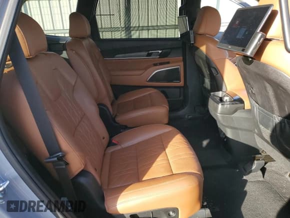 ✅ 2023 Kia Telluride SX Prestige X-Pro • VIN: 5XYP5DGC8PG389109 • Lot: 45117445. Listed on Copart with 65,110 mi. Free auction sales archive from the USA and detailed vehicle history report at DreamBid. Image 11.