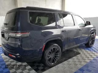 ✅ 2024 Jeep Grand Wagoneer Series II Obsidian • VIN: 1C4SJVFP8RS107239 • Lot: 75010214. Wystawiony na Copart z przebiegiem 429 mil. Bezpłatny archiwum sprzedaży aukcyjnych z USA i szczegółowy raport historii pojazdu na DreamBid. Zdjęcie 3.
