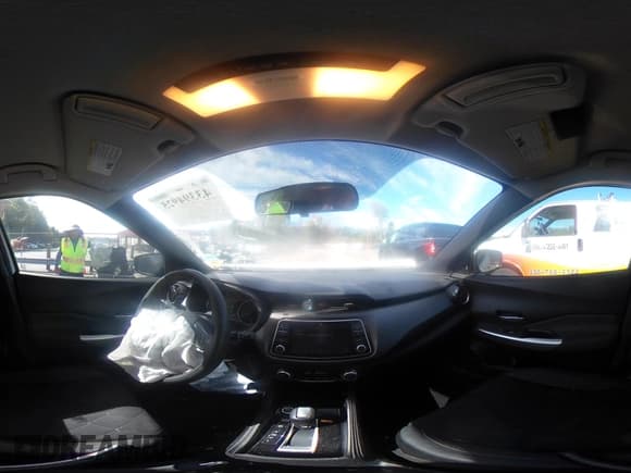 ✅ 2019 Nissan Kicks S • VIN: 3N1CP5CU3KL525857 • Lot: 43394925. Wystawiony na IAAI z przebiegiem 65 935 mil. Bezpłatny archiwum sprzedaży aukcyjnych z USA i szczegółowy raport historii pojazdu na DreamBid. Zdjęcie 18.