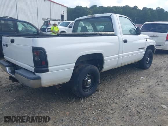 2001 Dodge 1500 with VIN 1B7HC16Y91S655888, listed as a IAAI auction lot 42980426 with 243,133 mi miles and . Bid and sale history available at DreamBid. Image 4.