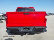 ✅ 2023 Chevrolet Silverado 1500 Custom Trail Boss • VIN: 3GCPDCEK5PG122180 • Lot: 41702357. Wystawiony na IAAI z przebiegiem 40 957 mil. Bezpłatny archiwum sprzedaży aukcyjnych z USA i szczegółowy raport historii pojazdu na DreamBid. Zdjęcie 17.