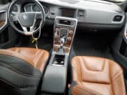 ✅ 2015 Volvo V60 T5 Drive-E Platinum • VIN: YV140MEM5F1231963 • Лот: 42265744. Опубликован ранее на Copart с пробегом 102 864 миль. Бесплатный доступ к архиву аукционных продаж из США и подробный отчёт об истории автомобиля на DreamBid. Изображение 8.